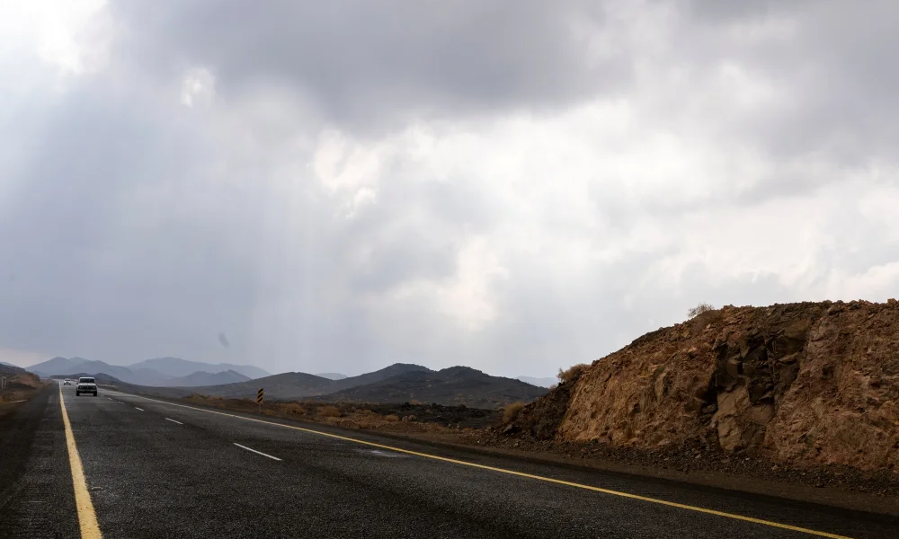 توقعات أمطار غزيرة وسيول على الرياض ومناطق السعودية