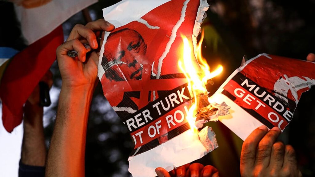 تركيا: اعتقال إسرائيلية بسبب شعارات معادية لفلسطين و”إهانة” أردوغان