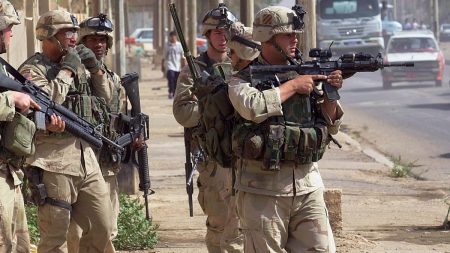 فصائل عراقية تهدّد بإنهاء “الاحتلال الأمريكي” وتتهم واشنطن بالمماطلة