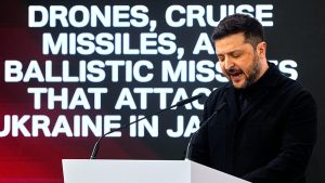 “خطأ كبير”.. زيلينسكي ينتقد استبعاد أوروبا من محادثات السلام ويطالب بمزيد من العقوبات على روسيا