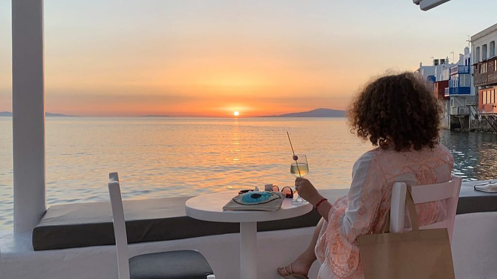 صنفت اليونان الوجهة الأولى في العالم لسياحة “رصيف السفن وتناول الطعام”.