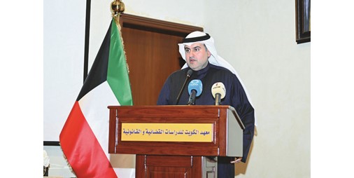 وزير العدل: قضايا الأسرة والطفولة تمثل أمناً اجتماعياً واستقراراً وطنياً ومستقبل أجيال