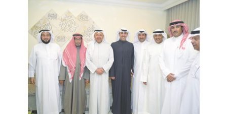 الدغر استقبل المهنئين بشهر رمضان