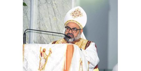 الأب يسى زكريا: الكويت حققت إنجازات رائدة في مجالات التنمية والإنسانية