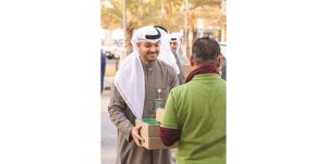 البنوك وشركات الاتصالات ترفع شعار.. «أيادي الخير والعطاء بشهر رمضان»