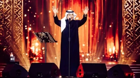 دموع على المسرح.. راشد الماجد ينهار في حفل البحرين – أخبار السعودية