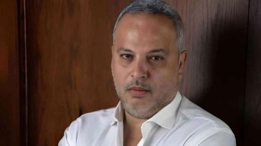 انهارت في ظهورها الإعلامي الأول.. «النمساوية ضحية التحرش»: محمود حجازي هددني بنفوذه وشهرته – أخبار السعودية