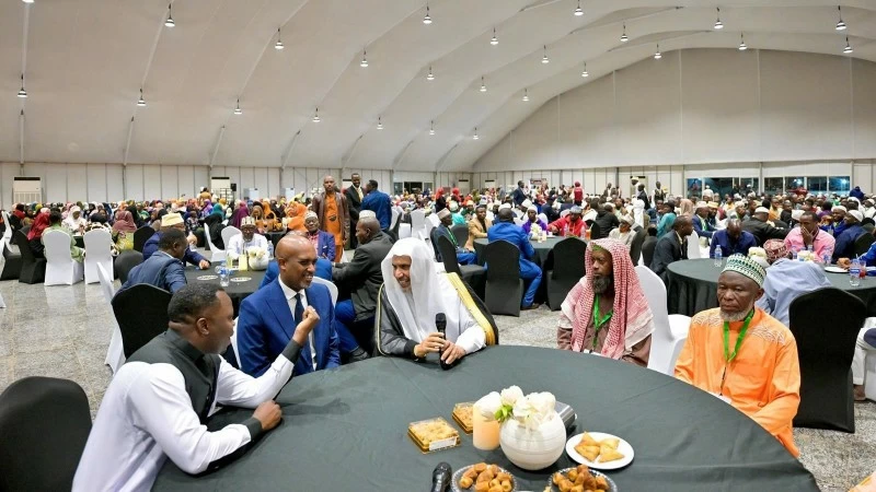 العيسى يحضر مائدة الإفطار الرمضاني للجالية المسلمة في رواندا – أخبار السعودية