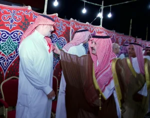 أسرتا عطار وبن زقر تستقبلان المعزين في فقيدتهما – أخبار السعودية