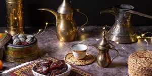 أخصائي: الوالدان مسؤولان عن ترسيخ الأجواء الرمضانية بنفوس الأبناء