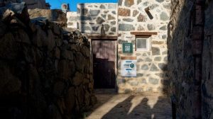 بالطين والحجر.. مشروع الأمير محمد بن سلمان لتطوير المساجد التاريخية يطوّر مسجد صدر إيد بالنماص