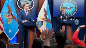 بسبب الحرب على إيران.. واشنطن تدرس تحويل مساعدات عسكرية من أوكرانيا للشرق الأوسط