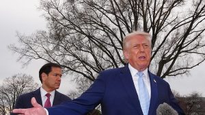 “خطة الحسم”.. كيف يخطط ترامب لاستخدام “قوات خاصة” للسيطرة على النفط والقلب النووي في إيران؟