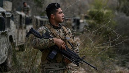 اتهامات إسرائيلية للجيش اللبناني.. ونتنياهو: نوسّع “المنطقة العازلة” في جنوب لبنان