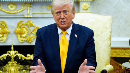 انتشار مرتقب للمارينز في المنطقة “خلال أيام”.. والحرس الثوري الإيراني: ننتظرهم بفارغ الصبر