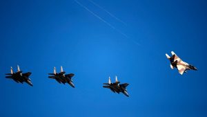 بعد إعلان إيران إصابة مقاتلة “إف-35”.. تقرير إسرائيلي يتحدث عن “واقع” درع طهران الجوي