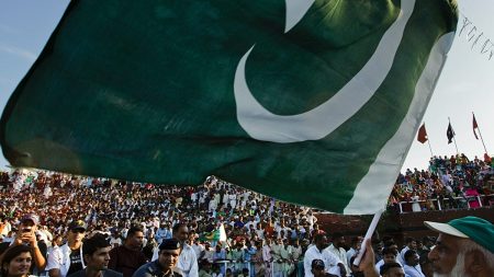 بحضور السعودية وتركيا ومصر.. باكستان تستضيف قمة رباعية لبحث خفض التوتر بين واشنطن وطهران