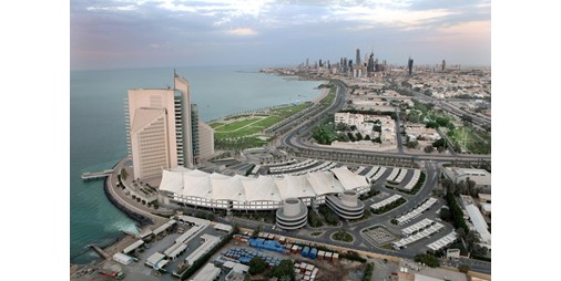 إيران تواصل اعتداءاتها على المنشآت النفطية في دول مجلس التعاون