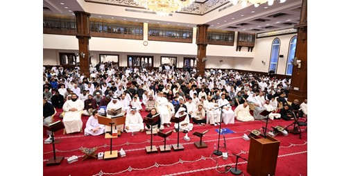 المصلون أدوا صلاة عيد الفطر بمساجد البلاد