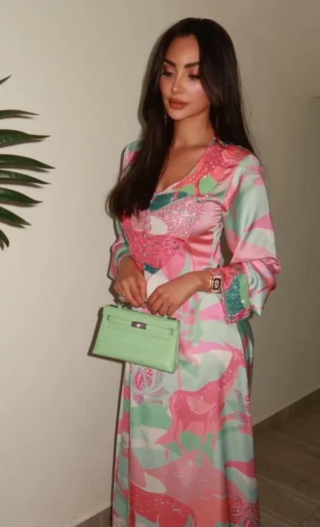 نور الغندور تُفجّر لوحة ألوان.. وتُعيد تعريف أنوثة الصيف – أخبار السعودية