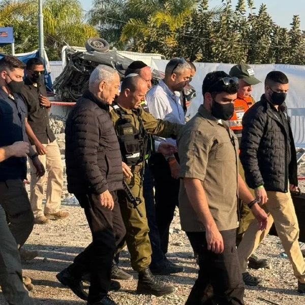 نتنياهو في بيت شيمش بعد قصف مكتبه: تفاصيل عملية زئير الأسد