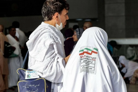 تفاصيل مغادرة 9 آلاف معتمر إيراني للسعودية عبر عرعر