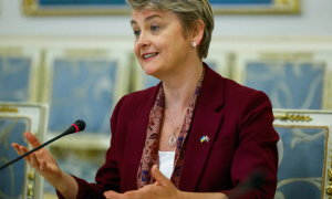 العمليات الدفاعية البريطانية لحماية الخليج من التهديدات