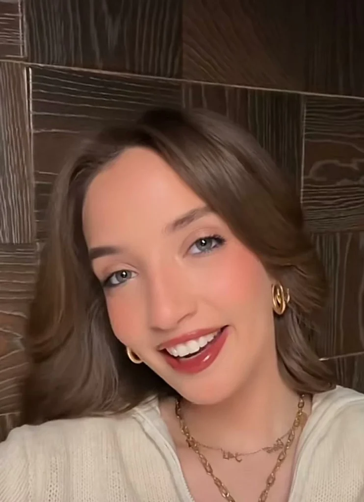 ابنة إعلامي شهير تثير الجدل بعد خطوبة طليقها – أخبار السعودية