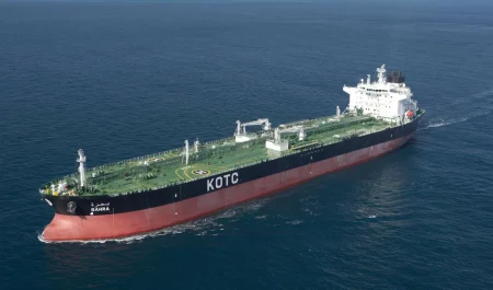 الكويت: تعرُّض ناقلة النفط الخام الكويتية العملاقة «السالمي» لاستهداف إيراني – أخبار السعودية