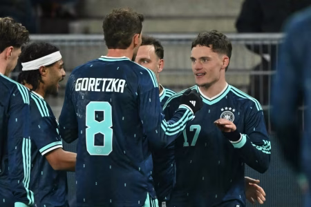 منتخب ألمانيا يفوز على سويسرا لأول مرة منذ 18 عاماً