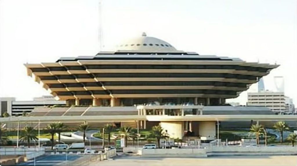 الداخلية: الأوضاع الأمنية في المملكة مطمئنة والحياة اليومية تسير بصورة طبيعية