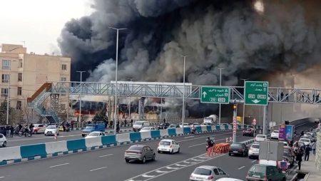 كاتب سياسي: النظام الإيراني يعيش تفككا وتشتتا بعد مقتل قياداته