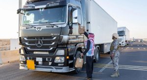 حرس الحدود ينفّذ مبادرة تفطير الصائمين عبر منفذ الحديثة