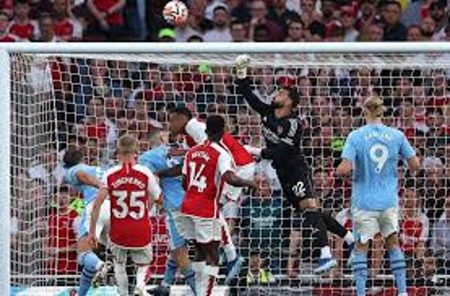 تشكيل أرسنال ومانشيستر سيتي في نهائي كأس الرابطة الإنجليزية