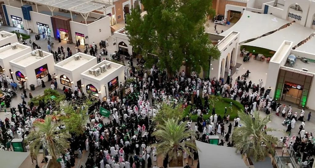 فعاليات عيد حراء تستقطب أكثر من 30 ألف زائر إلى الحي الثقافي