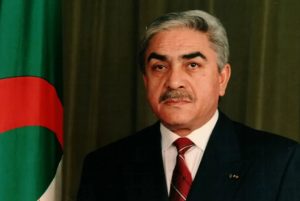 وفاة رئيس الجزائر الأسبق اليامين زروال