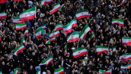 إيران ترد على المقترح الأميركي: إنهاء كامل للحرب وبروتوكول خاص لـ”هرمز” مع رفع العقوبات