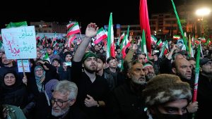 مباشر – هدنة بين واشنطن وطهران.. ترامب يعلن وقف التخصيب وغارات إسرائيلية مكثفة على بيروت