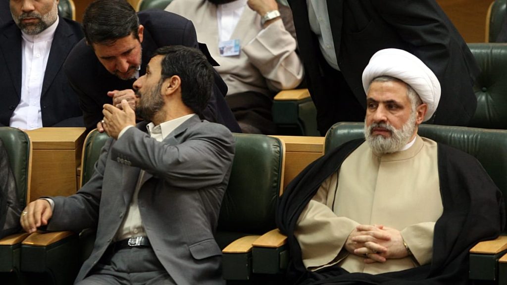 مفاوضات لبنان وإسرائيل: حزب الله يحذّر من “التنازلات المجانية”.. وتقرير عن استبعاد فرنسا