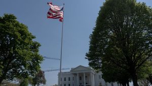 مقترح باكستاني لخفض التصعيد: تمديد مهلة ترامب وفتح مضيق هرمز لأسبوعين