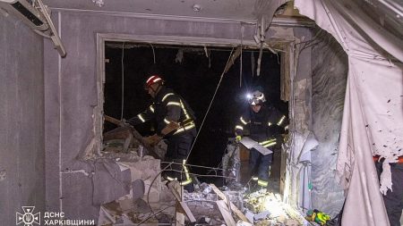 قتلى وانقطاع للكهرباء: روسيا تشن هجومًا واسعًا بنحو 500 صاروخ ومسيّرة على أوكرانيا