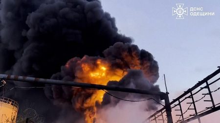 فيديو. أوكرانيا: هجمات بطائرات روسية مسيرة تضرب سومي وأوديسا مع اقتراب هدنة عيد الفصح