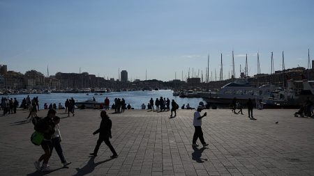 قوارب من مرسيليا تنطلق نحو غزة ضمن أسطول دولي يسعى إلى كسر الحصار