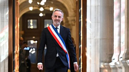 بعد فضائح العنف الجنسي في المدارس.. باريس تطلق خطة بـ20 مليون يورو لحماية الأطفال