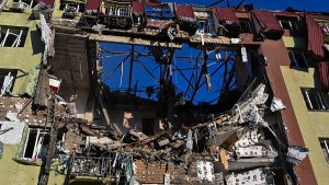 ضربات متبادلة بين روسيا وأوكرانيا تُوقع أكثر من 10 قتلى بينهم أطفال