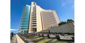 مؤسسة البترول: مصفاة الأحمدي تعرّضت فجر الجمعة لاستهداف آثم بطائرات مسيّرة واندلاع حرائق في عدد من الوحدات التشغيلية