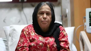 ابنتها ومدير أعمالها يحسمان الجدل: حياة الفهد «على قيد الحياة» – أخبار السعودية