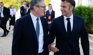 أزمة مضيق هرمز: مؤتمر باريس يلوح بعقوبات ضد إيران