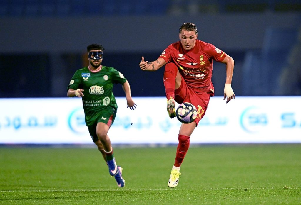 اليوم.. القادسية يواجه الاتفاق في الجولة الـ27 من «دوري روشن»