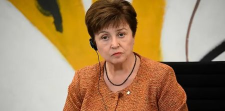 مديرة صندوق النقد: سنخفض توقعاتنا للنمو العالمي بسبب حرب إيران